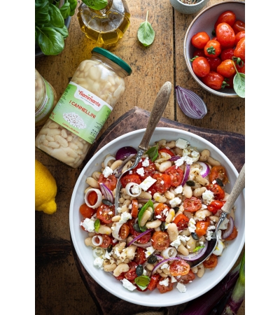 Insalata estiva di Cannellini, pomodorini e feta greca